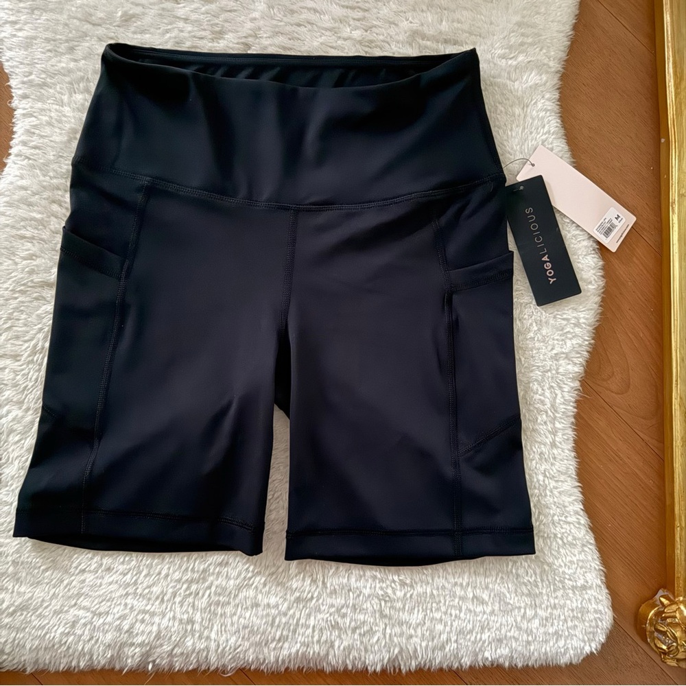 Yogalicous Black Bike Shorts Tribeca 7” High Rise Lux, size medium new with tags